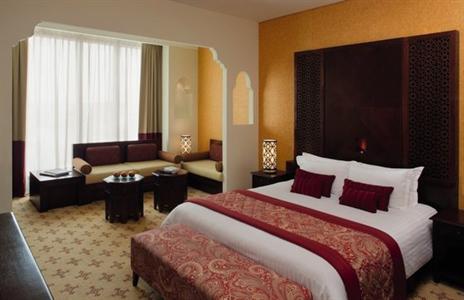 фото отеля Ramada Plaza Doha Hotel