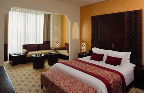 фото отеля Ramada Plaza Doha Hotel