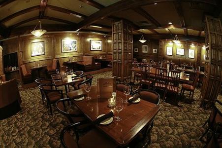 фото отеля Compass Point Inn