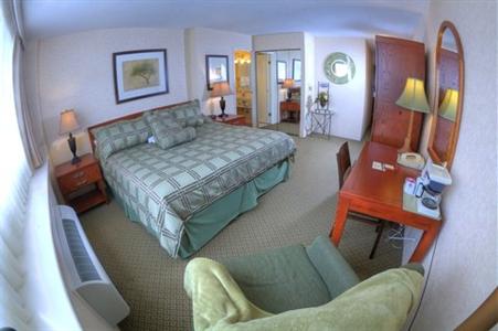фото отеля Compass Point Inn