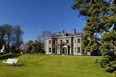 фото отеля Tinakilly Country House Hotel Wicklow