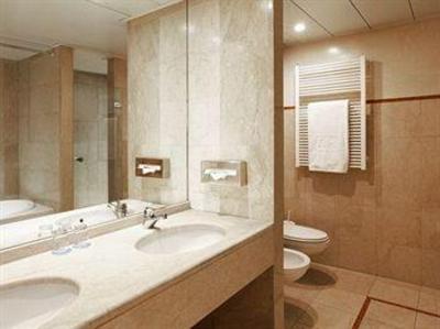 фото отеля NH Hotel Du Grand Sablon