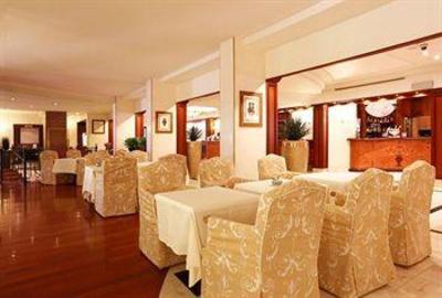 фото отеля NH Hotel Du Grand Sablon