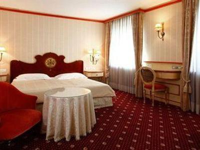 фото отеля NH Hotel Du Grand Sablon