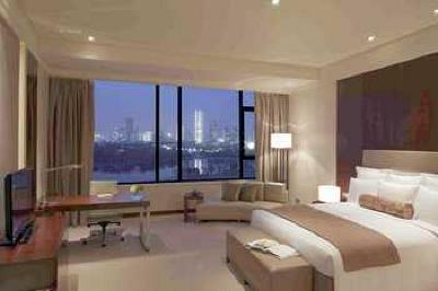 фото отеля Renaissance Tianjin Lakeview Hotel