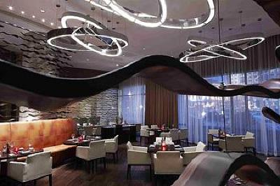 фото отеля Renaissance Tianjin Lakeview Hotel