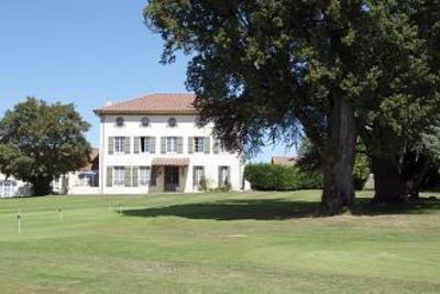 фото отеля Hotel Golf De Saint-Junien