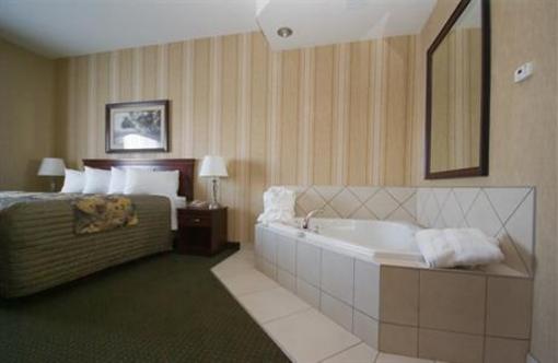 фото отеля Redwood Inn & Suites Grande Prairie