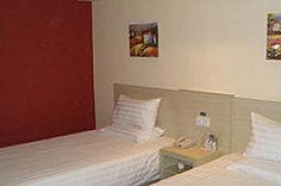 фото отеля Home Inn (Shenyang Tiexitiebai)