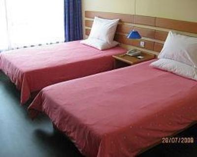 фото отеля Home Inn (Shenyang Tiexitiebai)