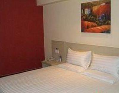 фото отеля Home Inn (Shenyang Tiexitiebai)