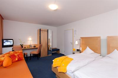 фото отеля Hotel Elite Karlsruhe