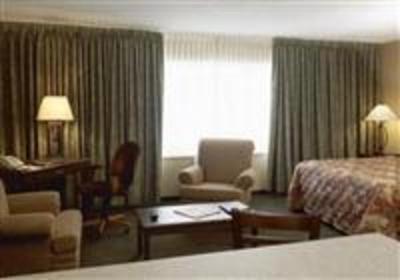фото отеля Place Louis Riel Suite Hotel