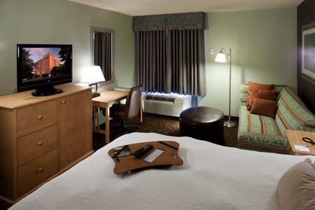 фото отеля Hampton Inn Austin - Arboretum Northwest
