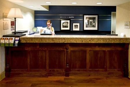 фото отеля Hampton Inn Austin - Arboretum Northwest