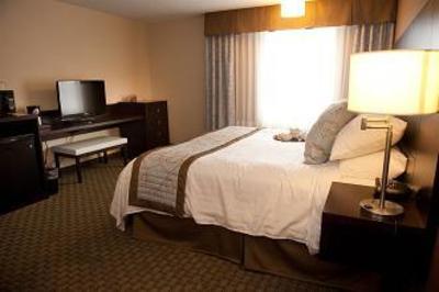 фото отеля Rodd Royalty Inn & Suites Charlottetown