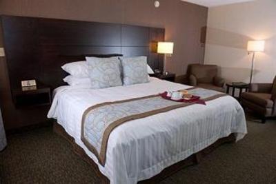 фото отеля Rodd Royalty Inn & Suites Charlottetown
