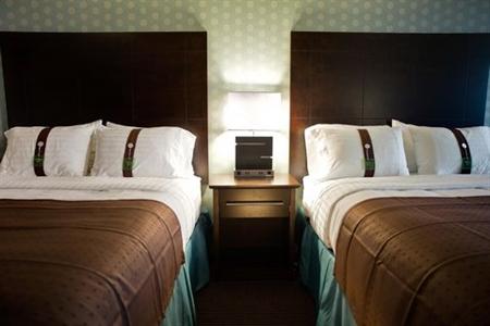 фото отеля Holiday Inn Pointe Claire Montreal Airport