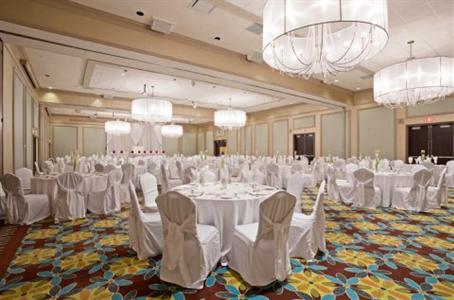 фото отеля Holiday Inn Pointe Claire Montreal Airport