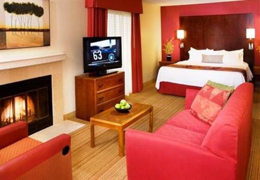 фото отеля Residence Inn Irvine Spectrum
