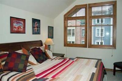 фото отеля Lift Lodge
