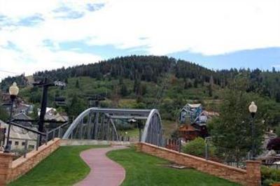 фото отеля Lift Lodge