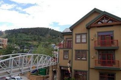 фото отеля Lift Lodge