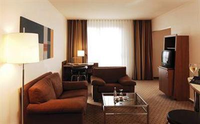 фото отеля Nh Muenchen Dornach Hotel Aschheim