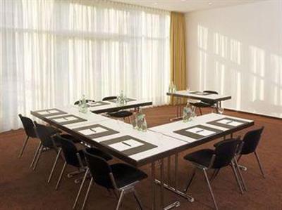 фото отеля Nh Muenchen Dornach Hotel Aschheim