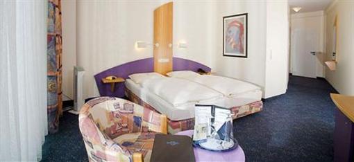 фото отеля Euromedia Aparthotel Hurth
