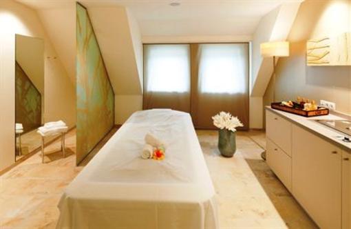 фото отеля Seehotel Am Kaiserstrand