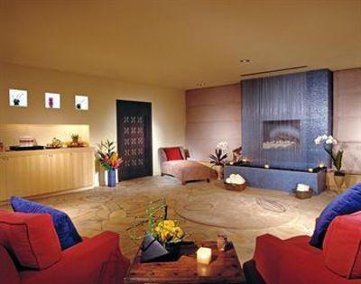 фото отеля Sheraton Vancouver - Wall Centre