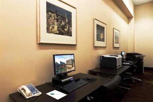 фото отеля Holiday Inn Chicago - Mart Plaza