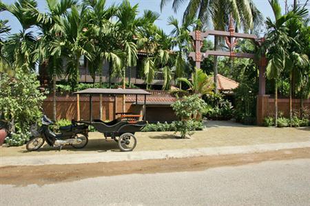фото отеля Hanumanalaya Angkor's Boutique Residence Siem Reap