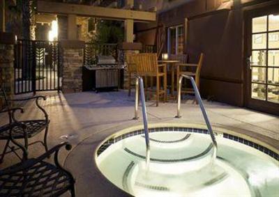 фото отеля Larkspur Landing Sacramento