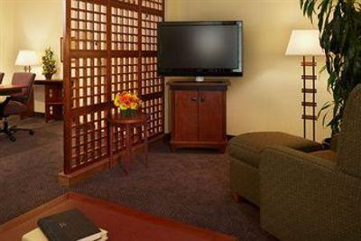 фото отеля Larkspur Landing Sacramento