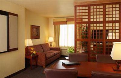 фото отеля Larkspur Landing Sacramento