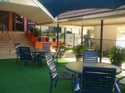 фото отеля Coral Towers Holiday Suites