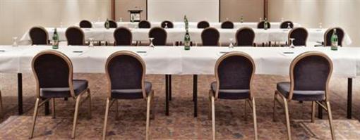 фото отеля Copthorne Hotel Hannover