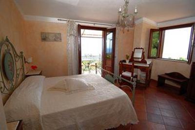 фото отеля Relais Pian Delle Starze Hotel Camerota