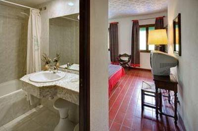 фото отеля Hostal De La Trucha Hotel Teruel