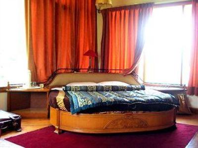 фото отеля Highland Park Resort Manali
