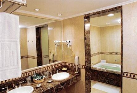 фото отеля Grand Boulevard Hotel Buenos Aires