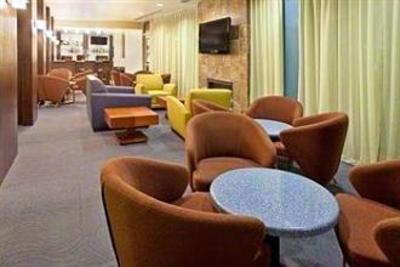 фото отеля Holiday Inn Hotel & Suites Phoenix Airport