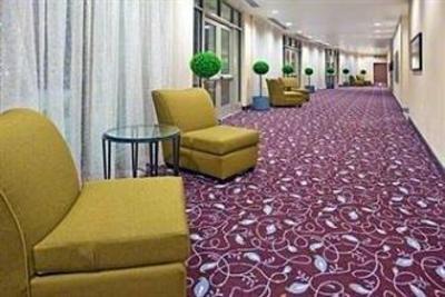 фото отеля Holiday Inn Hotel & Suites Phoenix Airport
