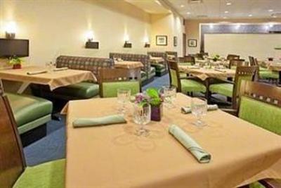 фото отеля Holiday Inn Hotel & Suites Phoenix Airport