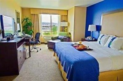 фото отеля Holiday Inn Hotel & Suites Phoenix Airport