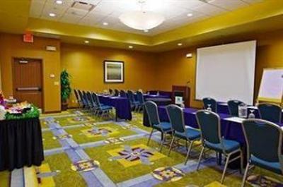 фото отеля Holiday Inn Hotel & Suites Phoenix Airport