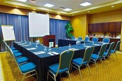 фото отеля Holiday Inn Hotel & Suites Phoenix Airport
