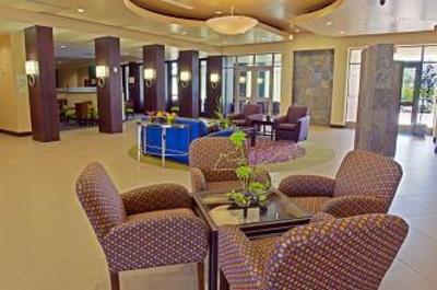фото отеля Holiday Inn Hotel & Suites Phoenix Airport